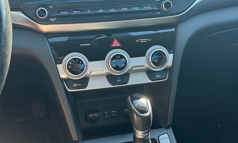 2020 Hyundai Elantra...