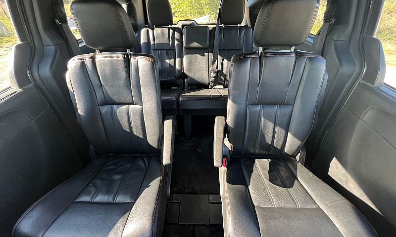 2019 Dodge Grand Car...