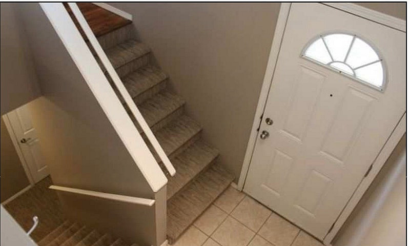 2 Bedroom Condo In L...