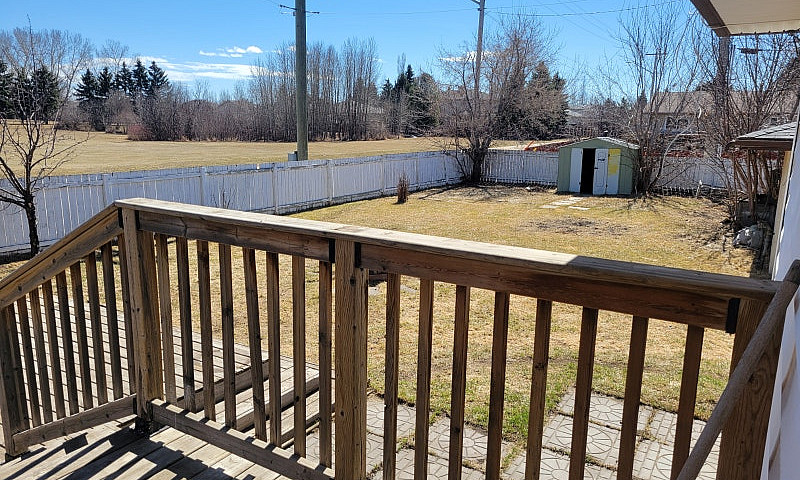 House For Rent In We...
