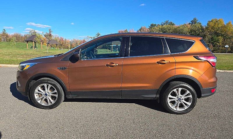2017 Ford Escape Se...