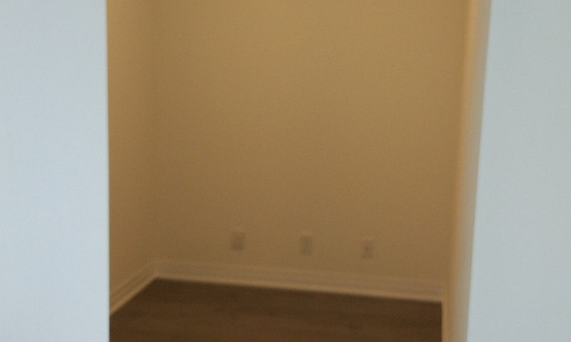 1 Bedroom Plus Den F...