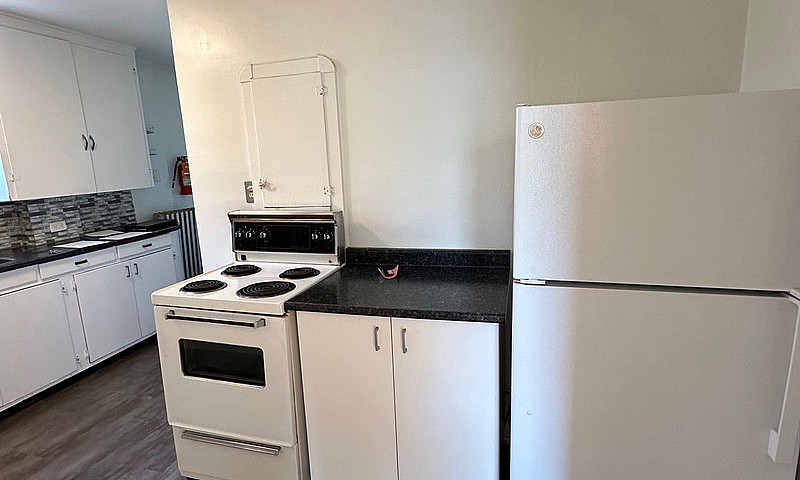 Top-Floor 2Br Suite ...