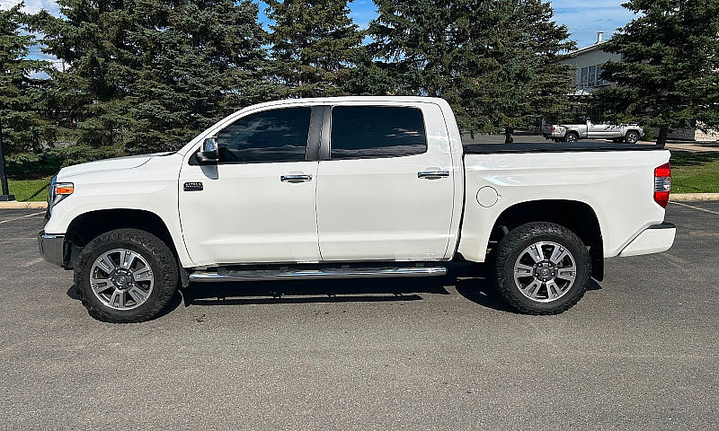 2018 Toyota Tundra F...