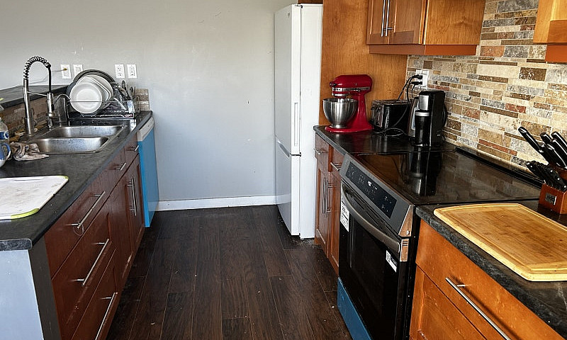 3-Bedroom, 2-Bathroo...