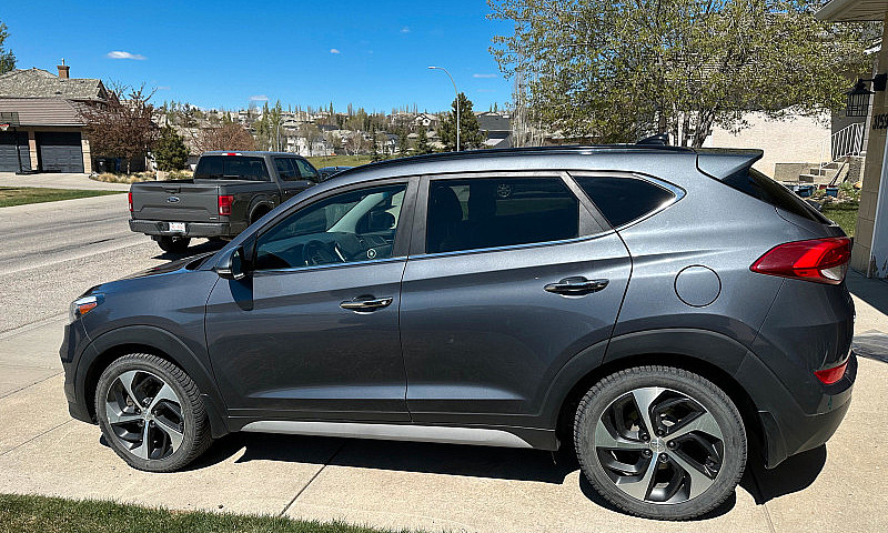 2018 Tuscon Ultimate...