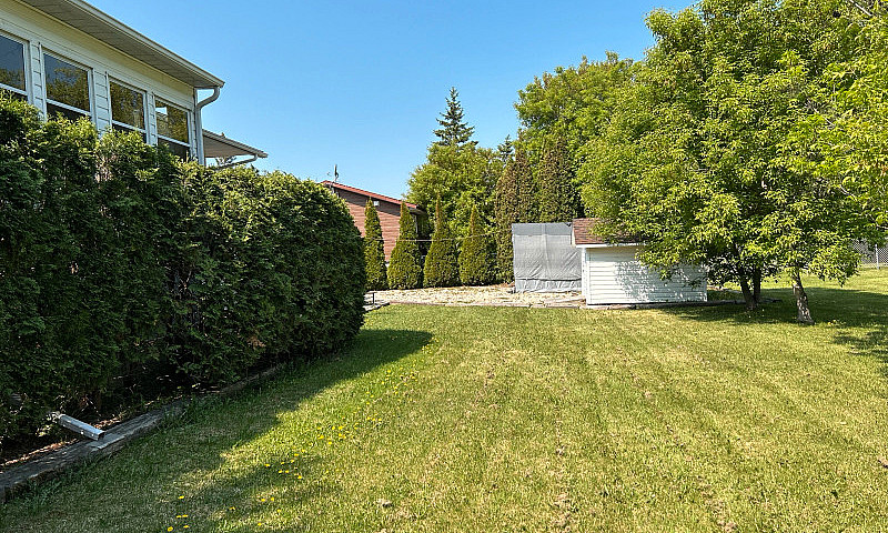 Pine Falls- 3+1 Bed ...