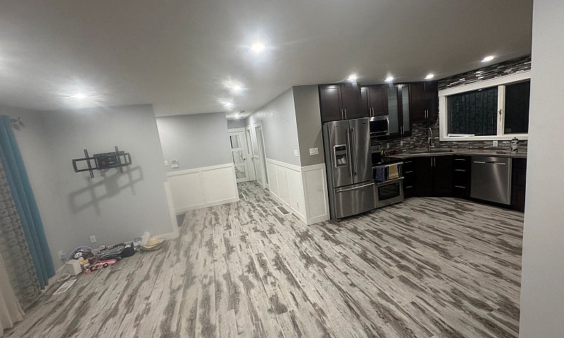4Br 2 Bath, Basement...