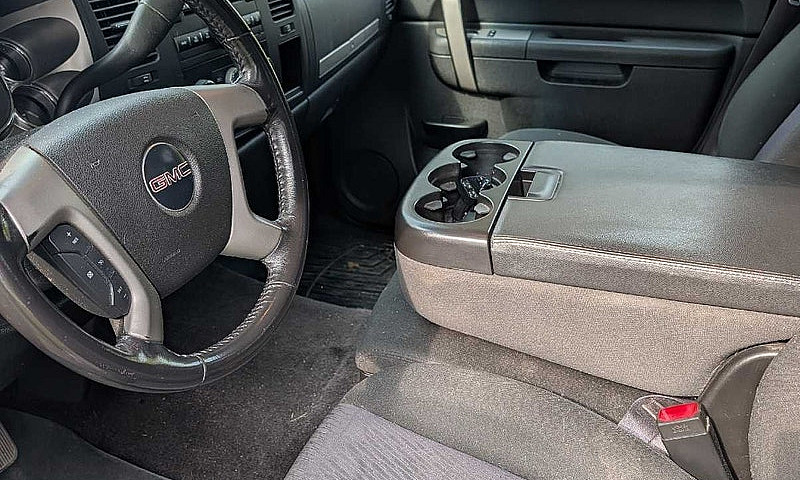 2011 Gmc Sierra...