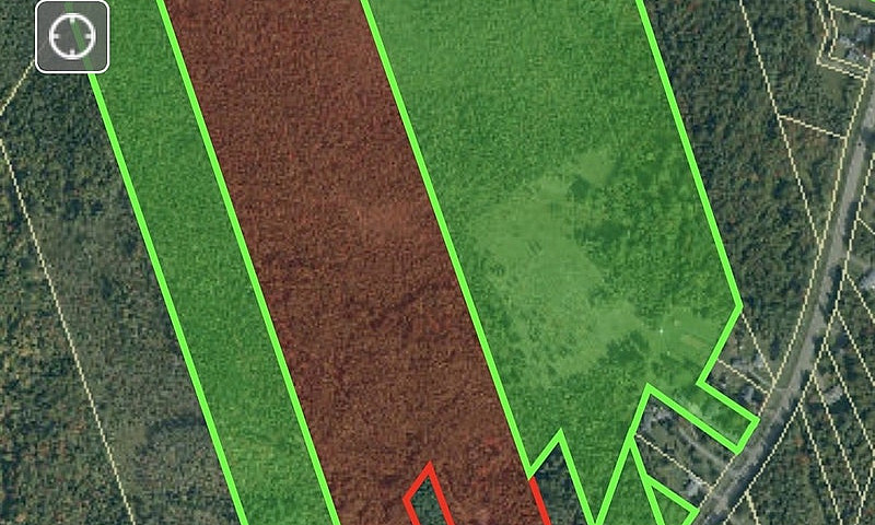 42 Acres!! Route 115...