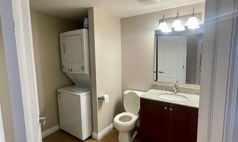 2 Bed, 2 Bath Apartm...