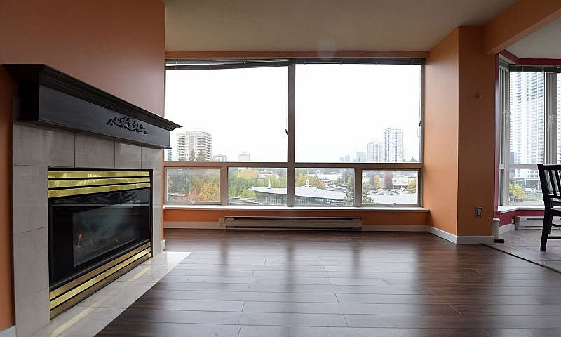 Master Bedroom Near ...