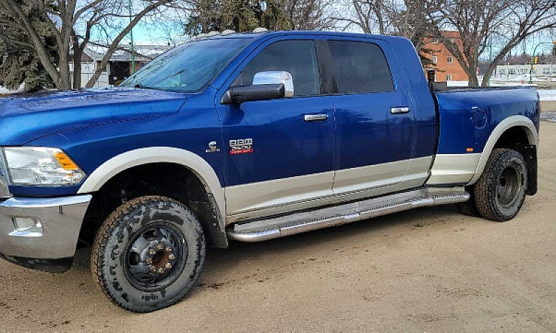 2011 Ram 3500 Larami...