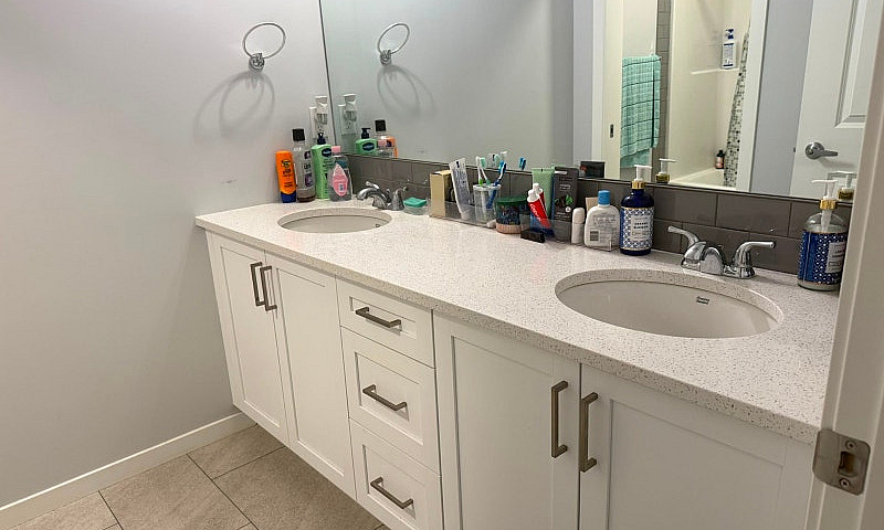 3 Bedroom 2.5 Bathro...