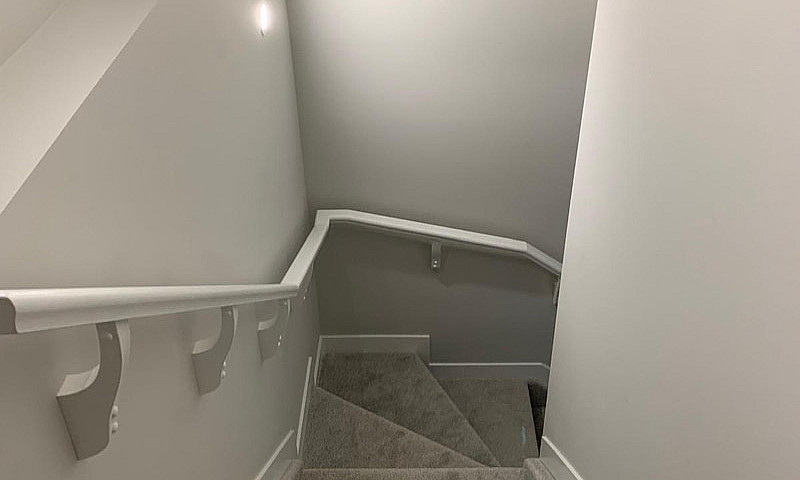 2Bed 1 Bath Apartmen...