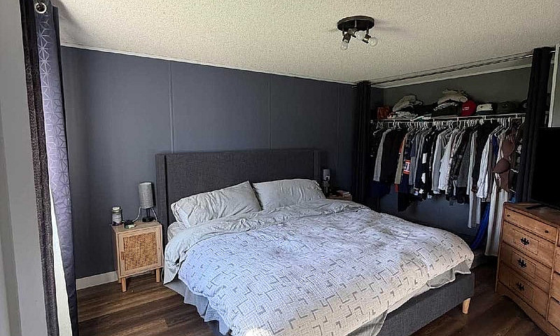 Mobile Home To Be Mo...
