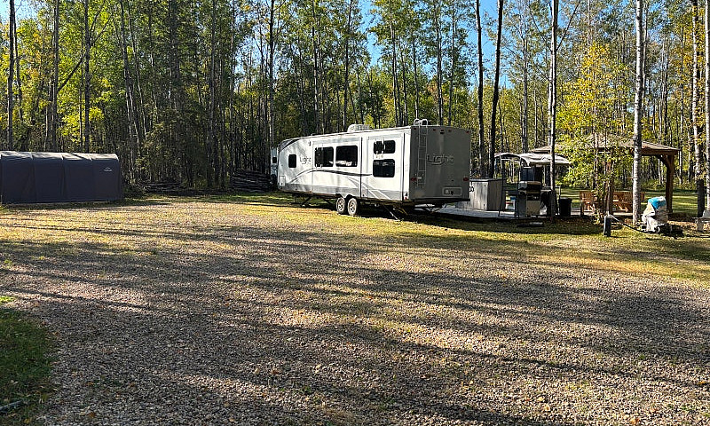 Beautiful 2 Acre Buc...