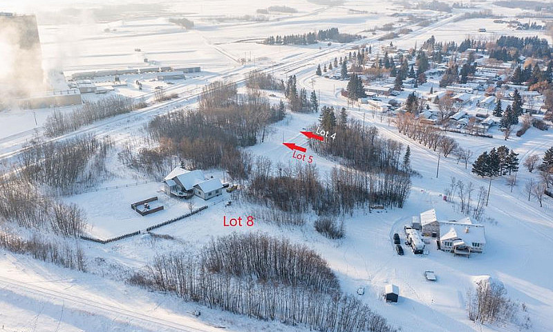 Fully Serviced Lot 8...