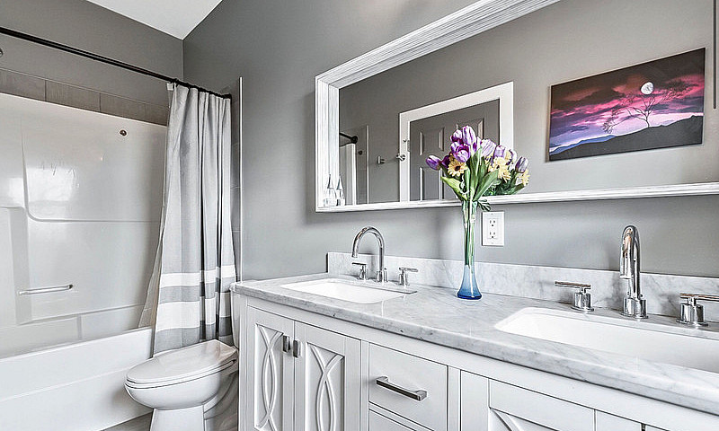 3 Bed, 3.5 Bath 1643...