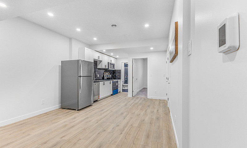 Brand New Basement S...