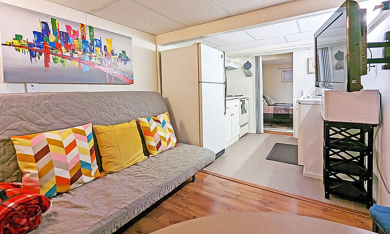  Furnished 1-Bed Pri...
