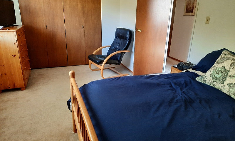 Spacious And Afforda...