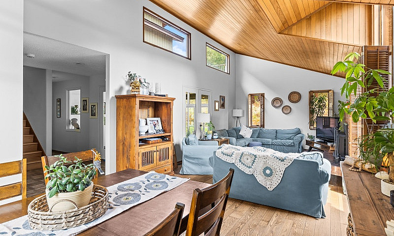 4 Bed West Coast Con...