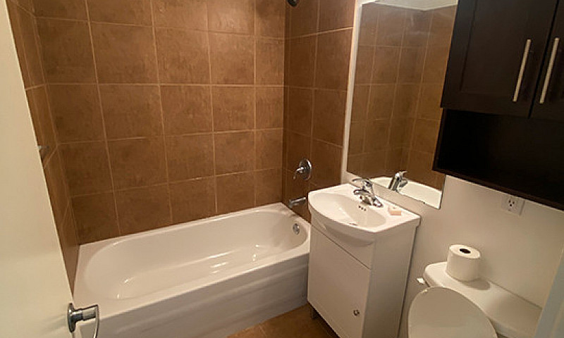 One-Bedroom Apartmen...