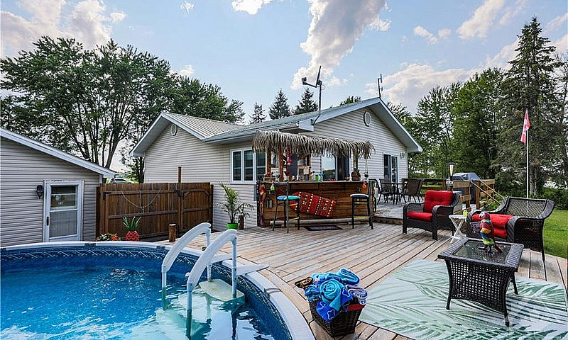 House For Sale - Com...