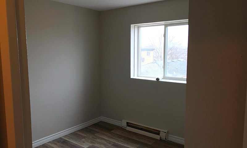 2 Bedroom Apartment ...