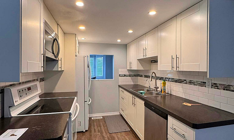 Townhouse In South E...
