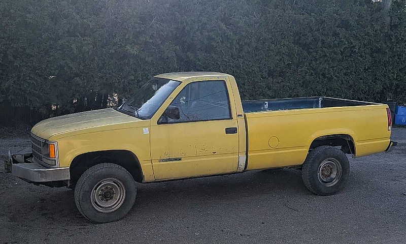 1990 C2500 Pickup 6....
