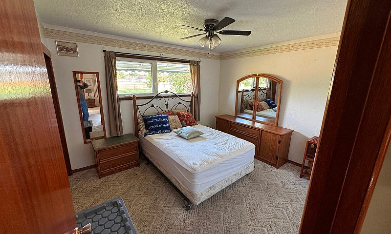 3 Bedroom Bungalow D...