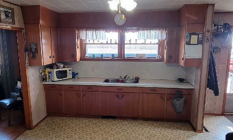 Acreage By Ituna Sk...