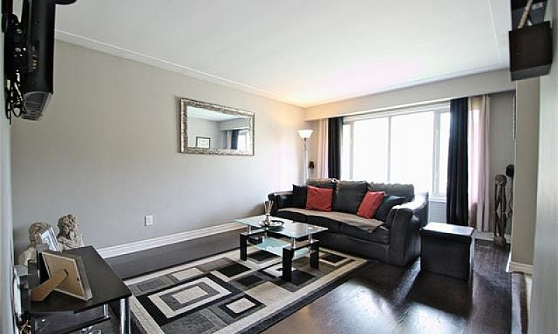3 Beds 1 Bath Beauti...