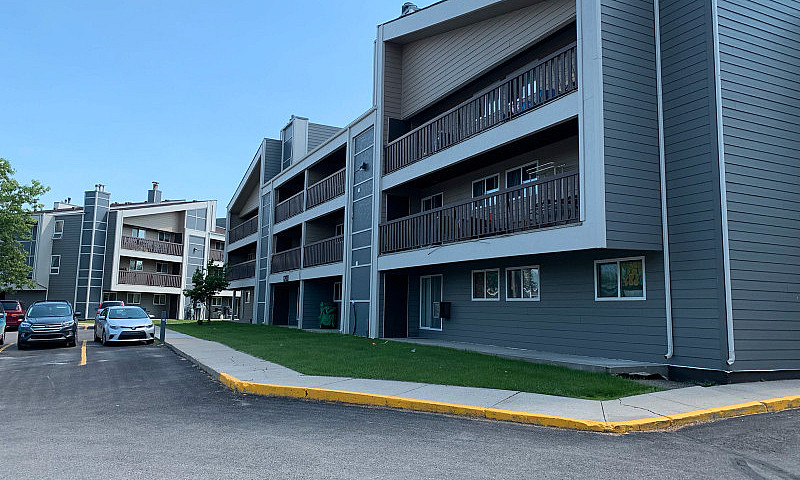 2 Br Condo Close To ...
