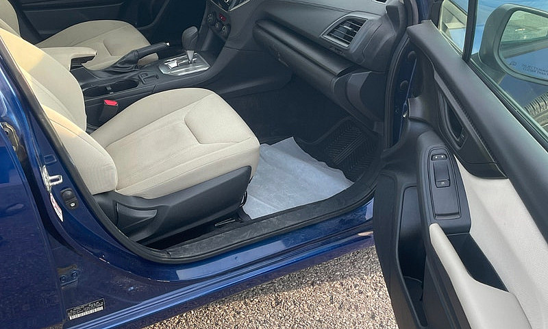 Subaru Impreza 2017...