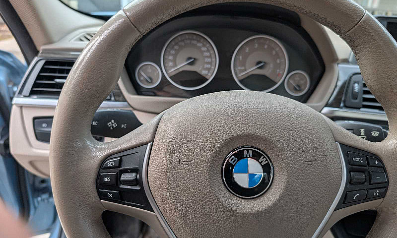 2013 Bmw 328I Xdrive...