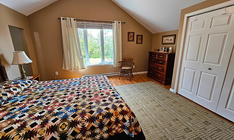 *Just Listed* 109 As...