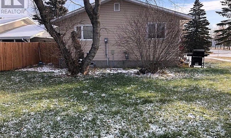 3 Bedroom Bungalow I...