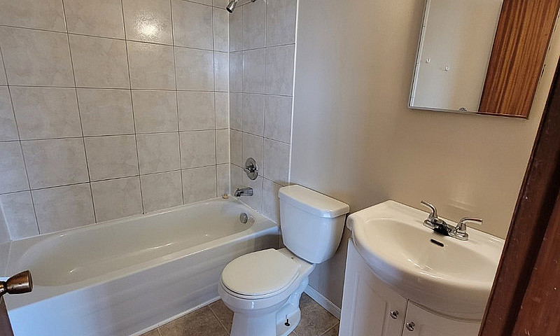 2 Bedroom...