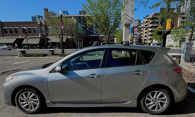 2012 Mazda 3 Hatchba...