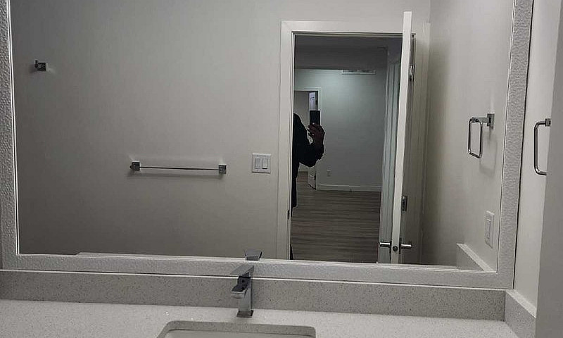 Brand New 1 Bed 1 Ba...