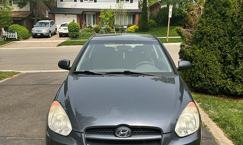  Hyundai Accent 2010...
