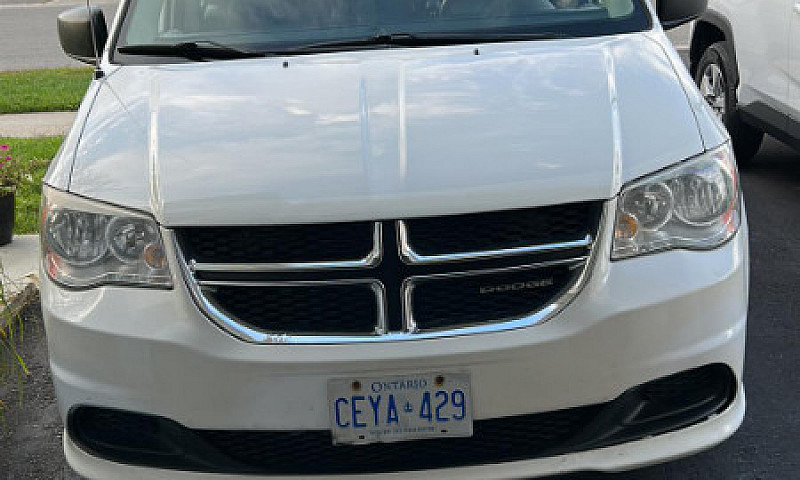 2011 Dodge Grand Car...