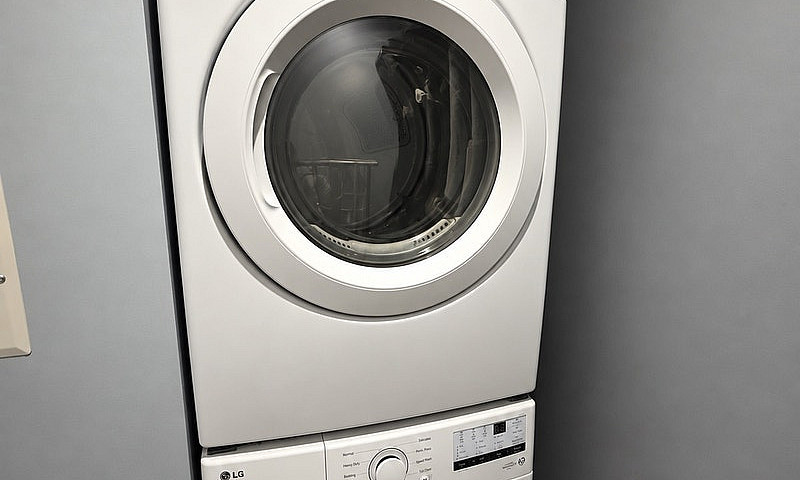 1 Bedroom Condo For ...