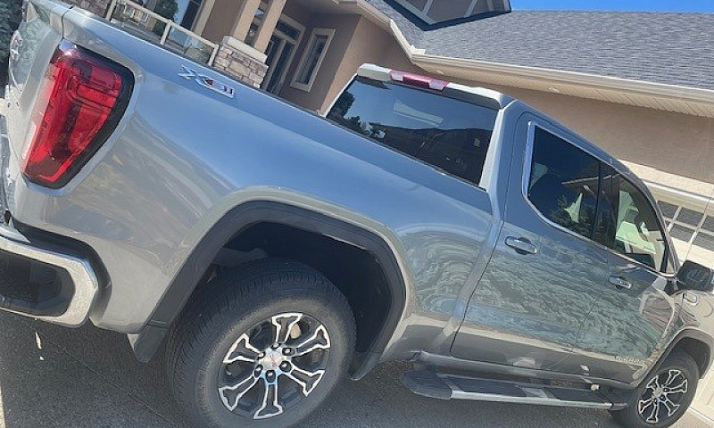 2023 Gmc Sierra 1500...