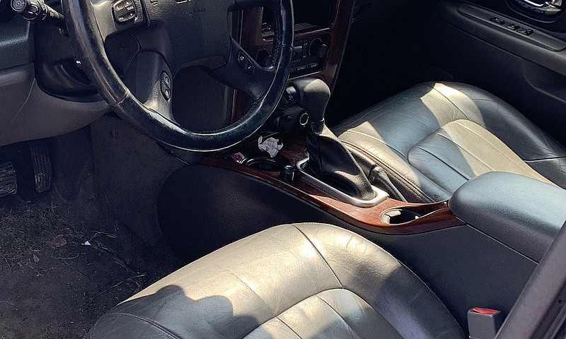 2004 Gmc Envoy...