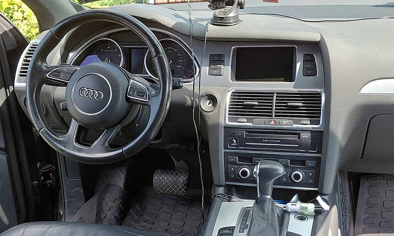 Audi Q7 S-Line Impec...