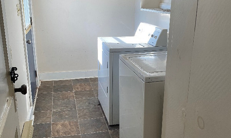 3 Bedroom Apartment ...